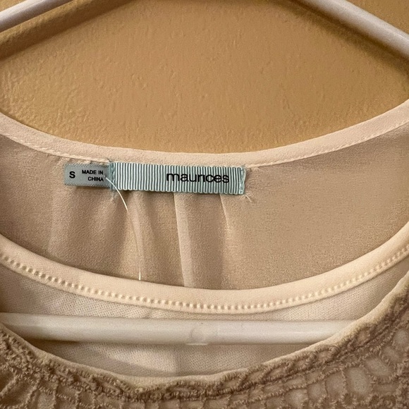 Maurice Women's Size Small Flowy Cream Lace Blouse - Picture 3 of 8